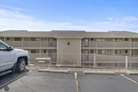 Breathtaking Lake Views and Pool Access - Stunning Waterfront Haven