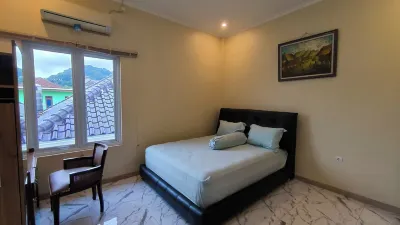 Pomah Guesthouse Supriyadi Hotel di Pedurungan