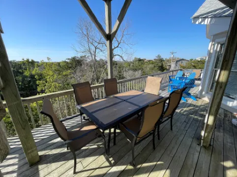 Spectacular Lighthouse Views and Rooftop Deck - Elegant Coastal Retreat