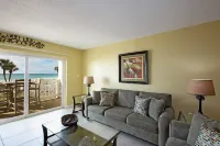 Two Pools and Stunning Water Views - Gorgeous Coastal Retreat