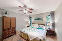 Inviting home with pool, patio, grill, full kitchen, central AC, & W/D
