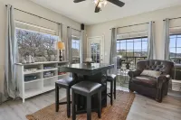 Stunning Lake Views and Expansive Decks - Inviting Canyon Retreat