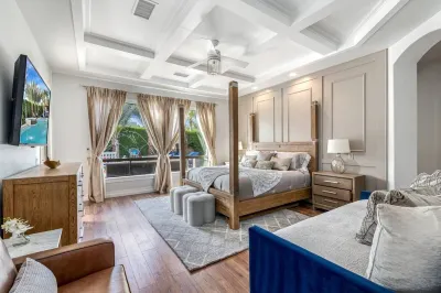 Luxe Cali Villa  a Luxury Resort Style Living