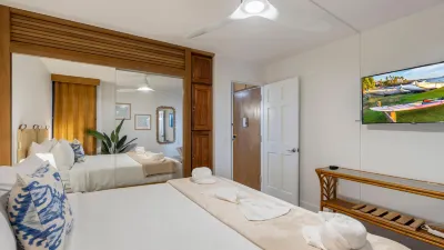 Steps to Beach and Access to Pools and Tennis Courts - Charming Oasis Hotel di Kihei