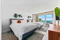 Hutchinson Island, BeachFront, Heated Pool, Balcony, Top Floor