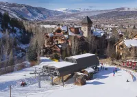 Stellar Mountain Views and Cozy Fireplace - Charming Alpine Retreat