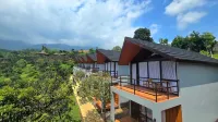 Alam Ngariung Toko Hasibuan 3 주변 호텔