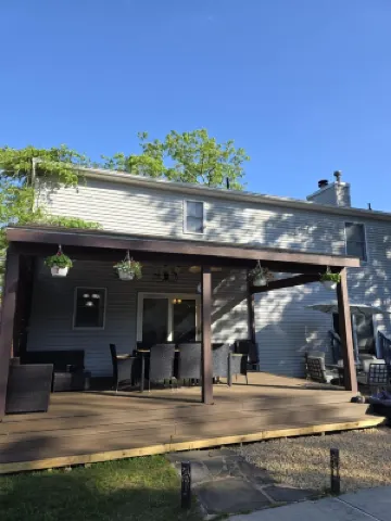 LARGE 5 BEDROOM HOME MINUTES FROM LBI 斯塔福德酒店