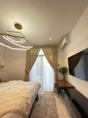 Embassy Gardens Luxury Suites Cpg