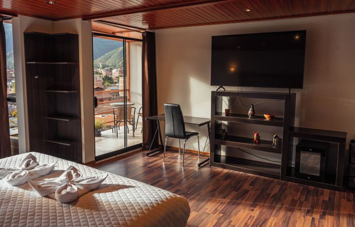 Hotel California Urubamba