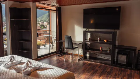 Hotel California Urubamba in Urubamba