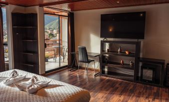 Hotel California Urubamba