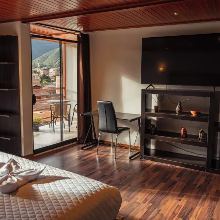 Hotel California Urubamba