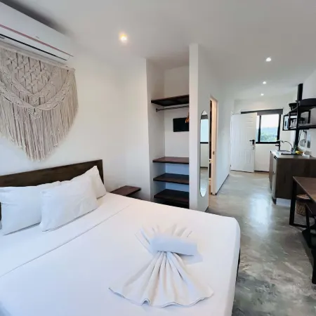 Coco Live Suites