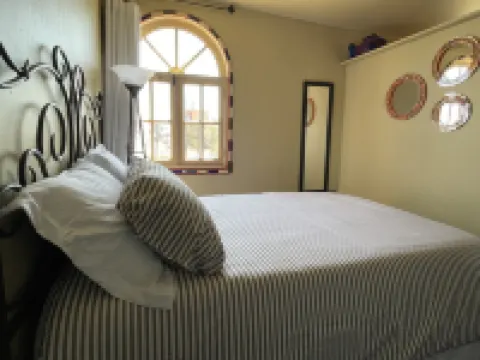 Rocky主持的Casa del Puerto