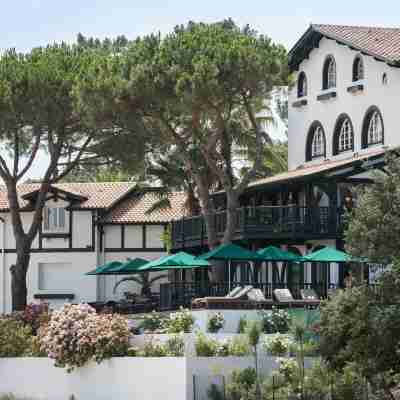 Les Hortensias Du Lac Hotel Exterior