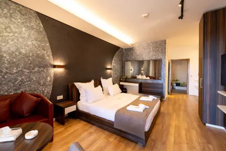 Mateus Hotel Отели в г. Chnaneir