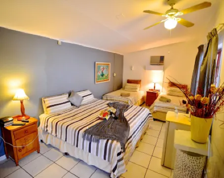 Lalamo Guest House Hotels near Phalaborwa Gate