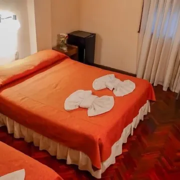 Crystal Hotel Hotels near City Museum