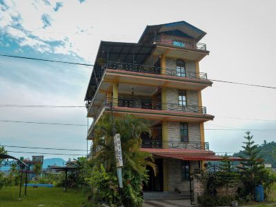 Hotel Young's Stupa