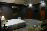 Safari Hotel Mall Road