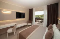 Hotel la Perla Del Golfo Hotels in Procchio