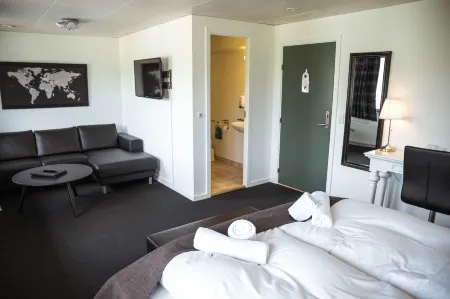 Hotel Runavík Отели в г. Лайрвуйк