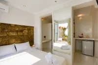 Villa Elina Suites and More