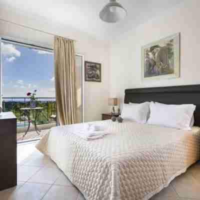 Rose Villa in Svoronata Rooms