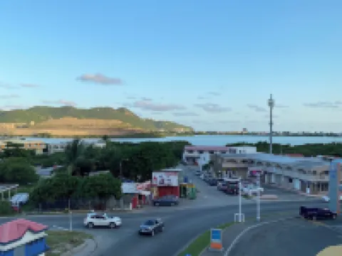 July Apartments Hotels in Sint Maarten