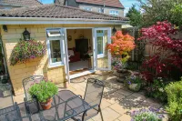 London Road Guest Accommodation Hotels in Chippenham