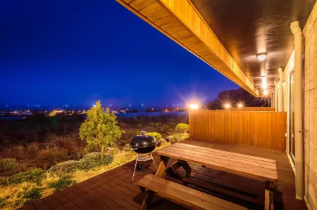 Iro Jeju Отели рядом с достопримечательностью «Привет, остров Китти»