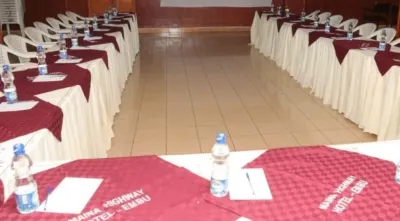 Maina Highway Hotel Các khách sạn ở 