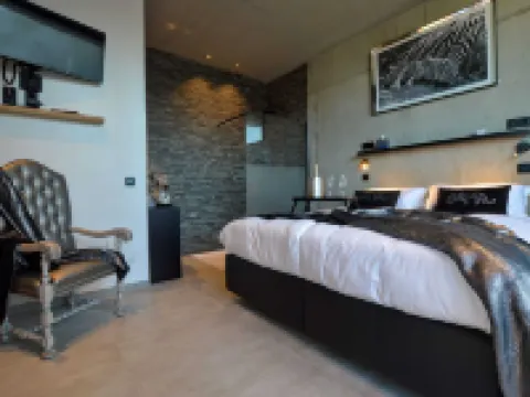 Dalhem Villa with Garden Hotels in Chateau Dalhem