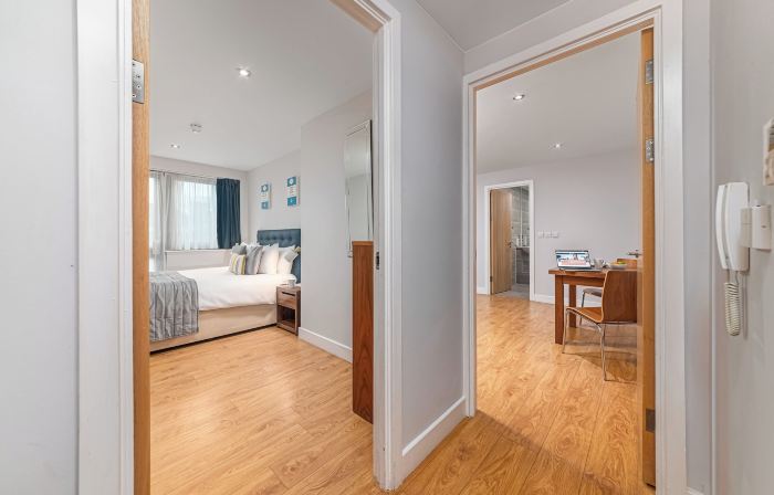 HQ Aparthotel Farnborough