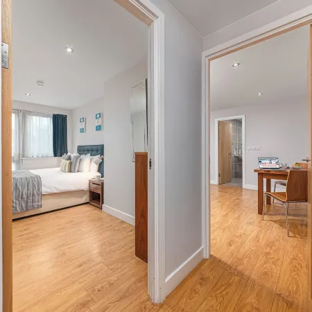 HQ Aparthotel Farnborough