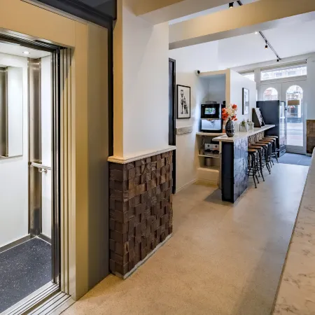 Sotel Amsterdam Central Station Отели рядом с достопримечательностью «Музей Мультатули»