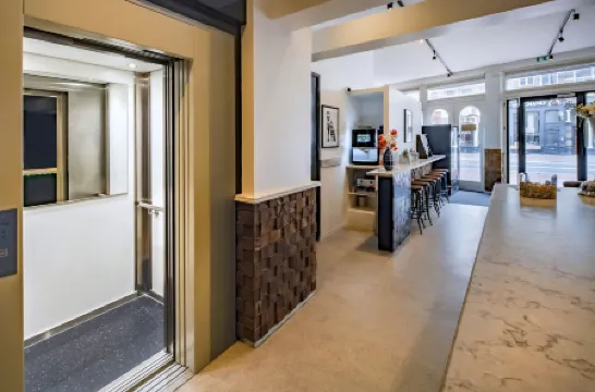 Sotel Amsterdam Central Station Отели рядом с достопримечательностью «Каналы Амстердама»