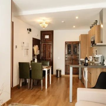Casón de Los López Apartments