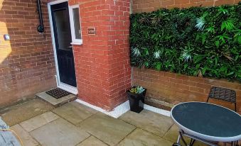 Le Hub - 1Br Apartment - Sleeps 2 - WiFi