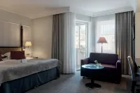 Elite Park Avenue Hotel - balcony