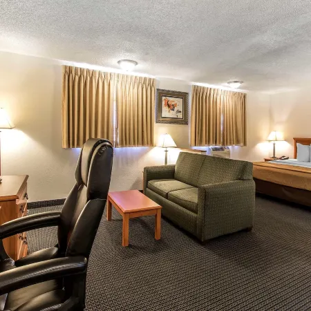 Brentwood Inn Clinton