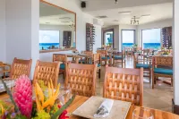 Pristine Bay 4033 4 Bedroom Home by Redawning Hotels in Pristine Bay