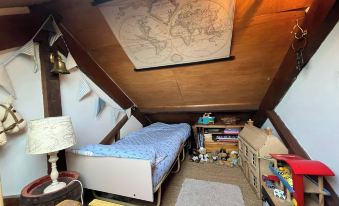 Quiet Cottage on the Rural Edge of Brixham