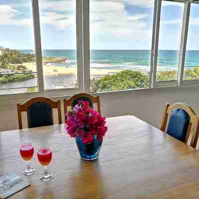 克拉裡奇304 Dining/Meeting Rooms