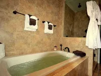 The Kenwood Inn Oldest Bed and Breakfast, St Augustine Historic District - 욕조