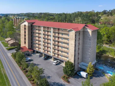 Cedar Lodge Отели рядом с достопримечательностью «Gateway RV Park & Campground»