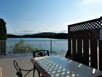 Auberge du Lac Malcom Hotels in Sayabec