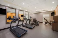 La Quinta Inn & Suites by Wyndham Sulphur (Lake Charles) Hotels in Sulphur