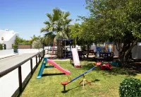 Azzurro Luxury Holiday Villas Hotels in Peyia